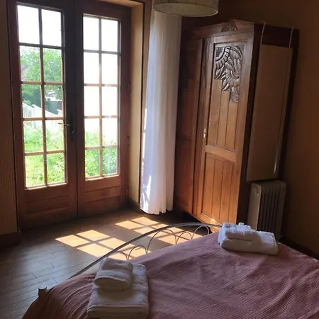 May's Availles-Limouzine