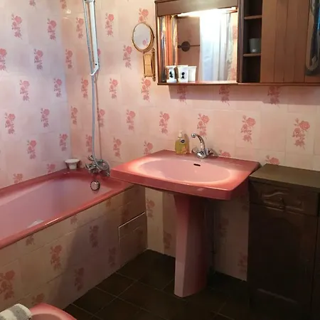 May's Holiday home